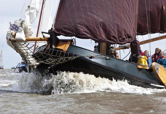 Zeilen op het IJsselmeer en de Waddenzee